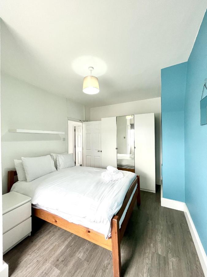 Modern 2 Bed Flat Close To Shoreditch / Free Wi-Fi Лондон Екстериор снимка